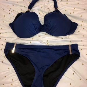Victoria’s Secret SWIM 34DD Push Up
